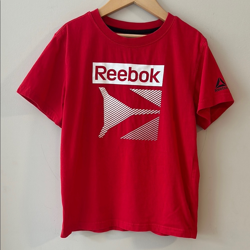 Reebok Kids Red and White Logo T-Shirt Boys Size 8